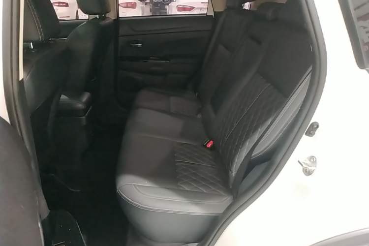 Used Mitsubishi ASX 2020 2.0L CVT Smart Edition Left Rear Seat