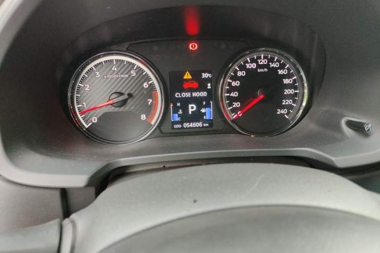 Used Mitsubishi ASX 2020 2.0L CVT Smart Edition Odometer Close Up