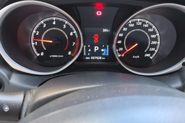 Used Mitsubishi ASX 2020 2.0L CVT Smart Edition Odometer Close Up