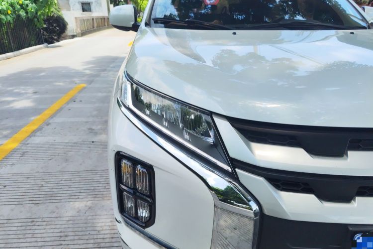 Used Mitsubishi ASX 2020 1.6L Manual FENGSHANG Edition Right Front Headlight