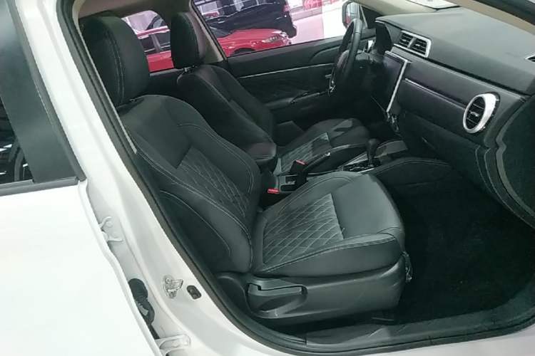 Used Mitsubishi ASX 2020 2.0L CVT Smart Edition Right Front Seat