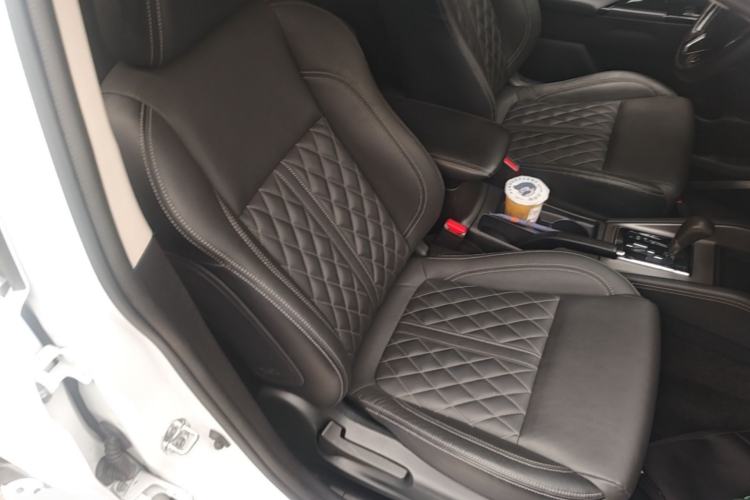 Used Mitsubishi ASX 2020 2.0L CVT Smart Edition Right Front Seat