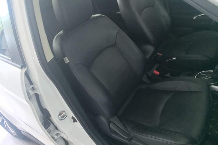 Used Mitsubishi ASX 2020 2.0L CVT Smart Edition Right Front Seat