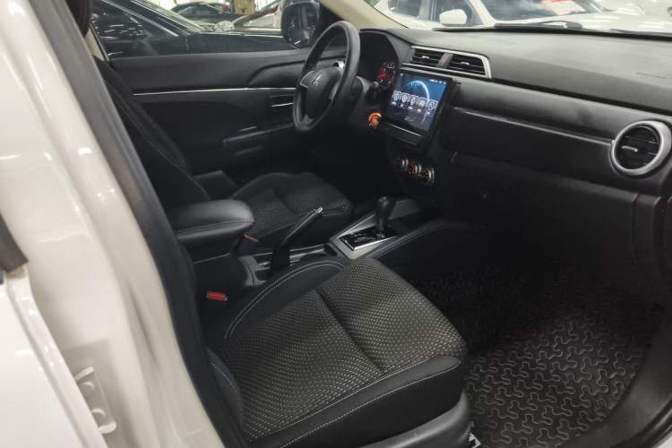 Used Mitsubishi ASX 2020 2.0L CVT Active Version Right Front Seat