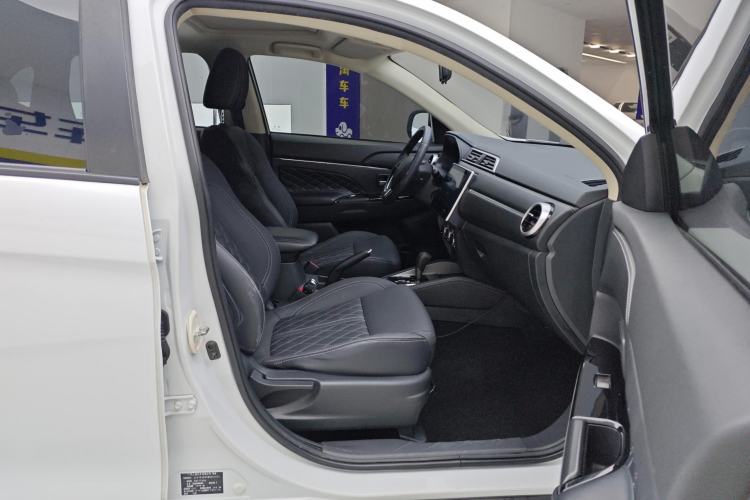 Used Mitsubishi ASX 2020 2.0L CVT Smart Edition Right Front Seat