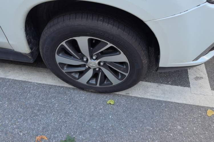 Used Mitsubishi ASX 2020 2.0L CVT Smart Edition Right Front Wheel Hub