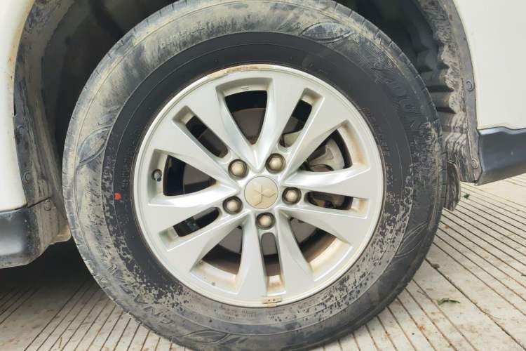Used Mitsubishi ASX 2020 1.6L Manual FENGSHANG Edition Right Front Wheel Hub