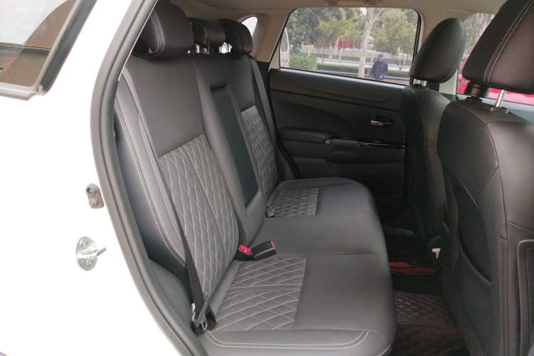 Used Mitsubishi ASX 2020 2.0L CVT Smart Edition Right Rear Seat