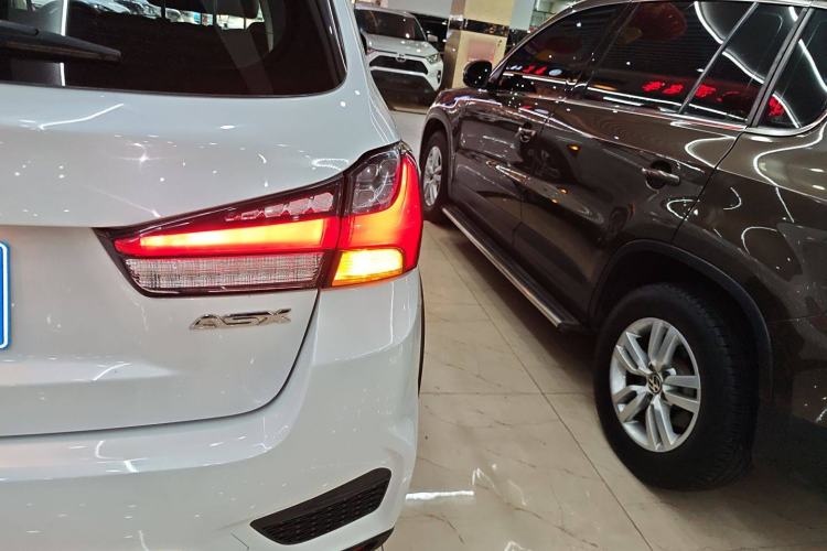 Used Mitsubishi ASX 2020 2.0L CVT Smart Edition Right Rear Taillight