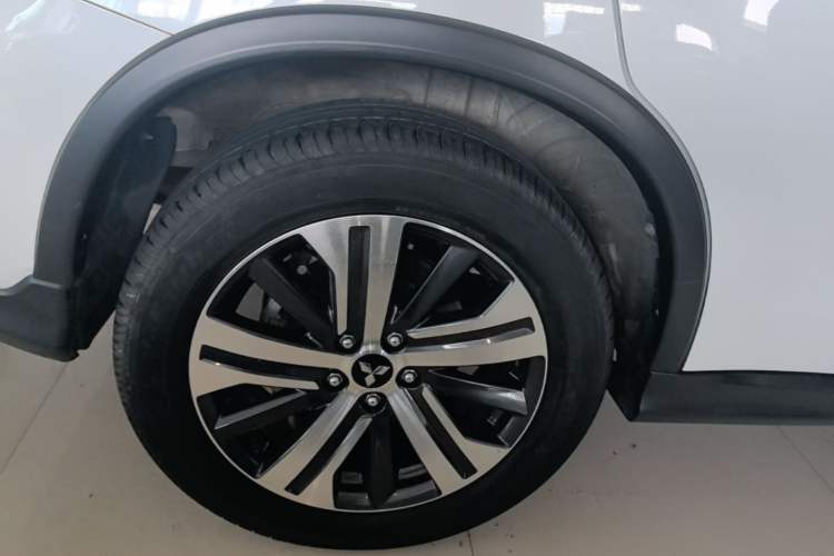 Used Mitsubishi ASX 2020 2.0L CVT Smart Edition Right Rear Wheel Hub