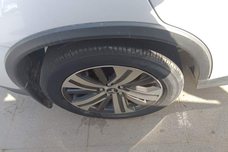 Used Mitsubishi ASX 2020 2.0L CVT Smart Edition Right Rear Wheel Hub
