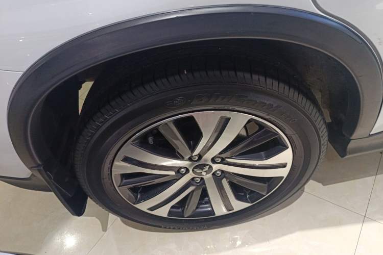 Used Mitsubishi ASX 2020 2.0L CVT Smart Edition Right Rear Wheel Hub