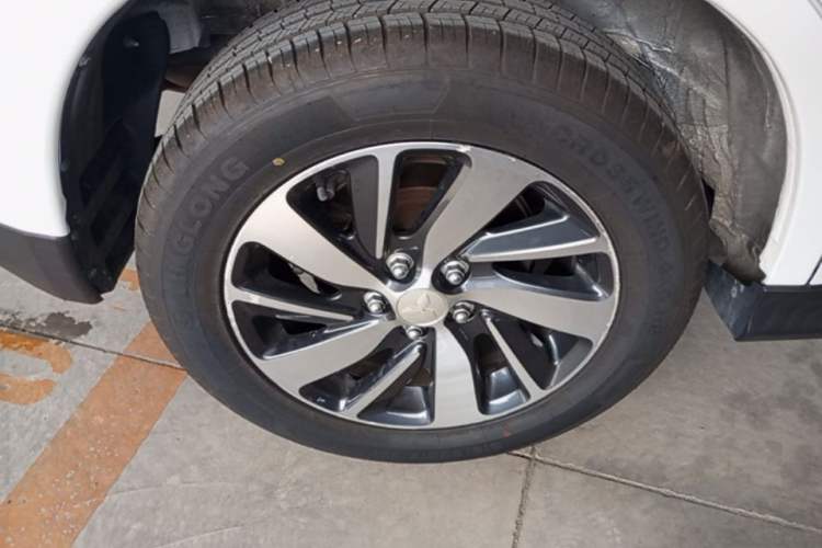 Used Mitsubishi ASX 2020 2.0L CVT Smart Edition Right Rear Wheel Hub