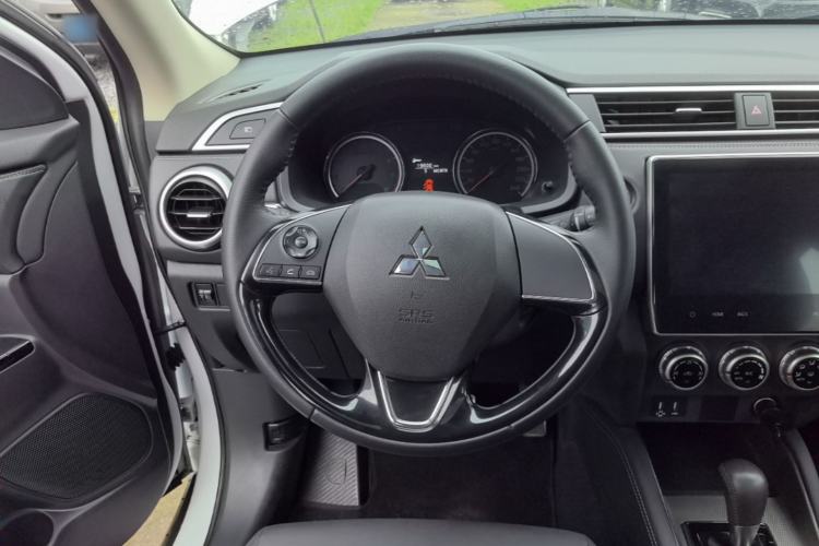 Used Mitsubishi ASX 2020 2.0L CVT Smart Edition Steering Wheel