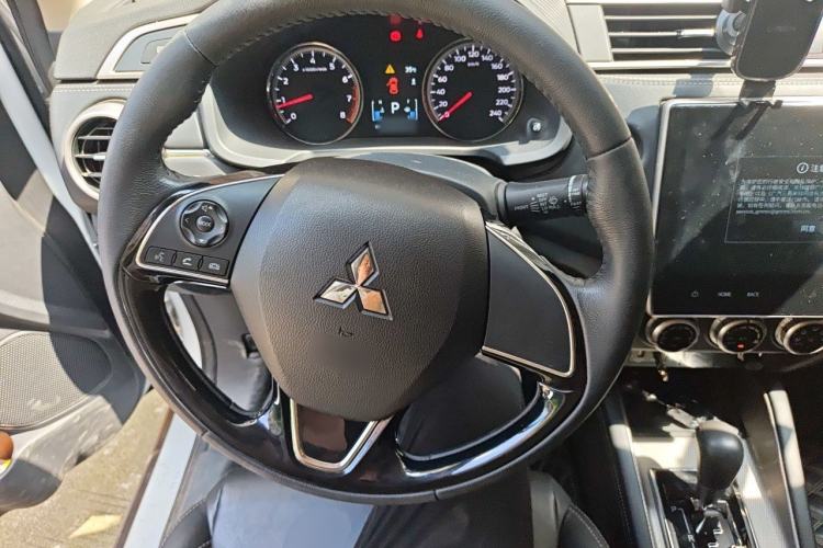 Used Mitsubishi ASX 2020 2.0L CVT Smart Edition Steering Wheel