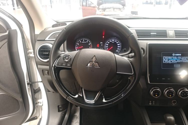 Used Mitsubishi ASX 2020 2.0L CVT Smart Edition Steering Wheel