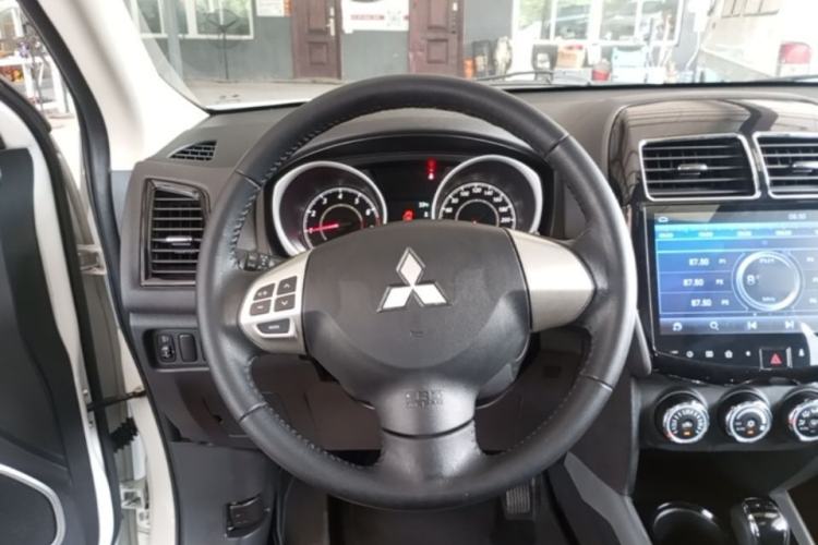 Used Mitsubishi ASX 2020 2.0L CVT Smart Edition Steering Wheel