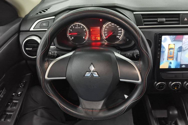 Used Mitsubishi ASX 2020 2.0L CVT Active Version Steering Wheel