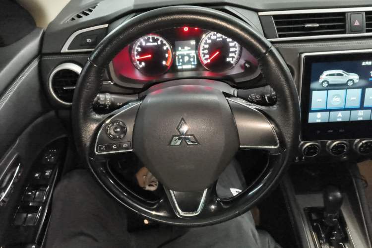 Used Mitsubishi ASX 2020 2.0L CVT Smart Edition Steering Wheel