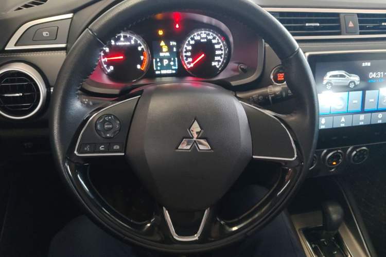 Used Mitsubishi ASX 2020 2.0L CVT Smart Edition Steering Wheel