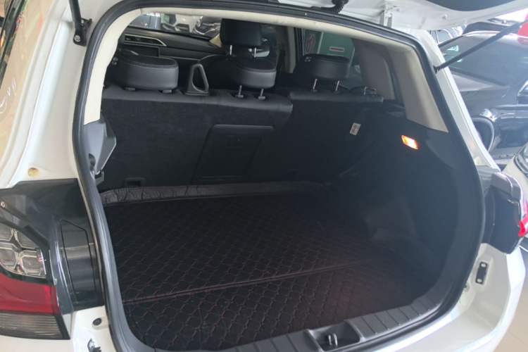 Used Mitsubishi ASX 2020 2.0L CVT Smart Edition Trunk