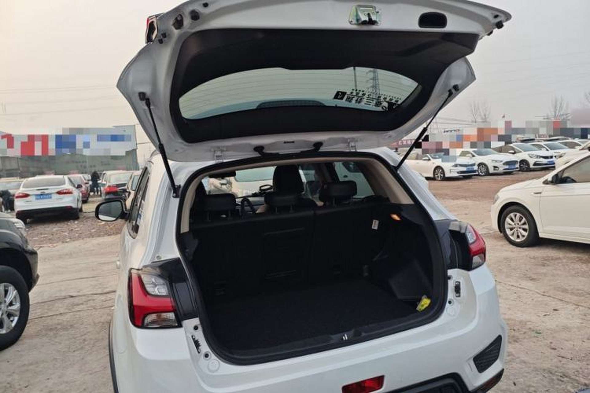 Used Mitsubishi ASX 2020 2.0L CVT Smart Edition Trunk