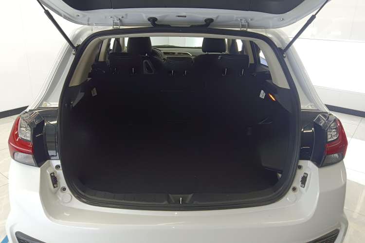 Used Mitsubishi ASX 2020 1.6L Manual Fun Edition Trunk