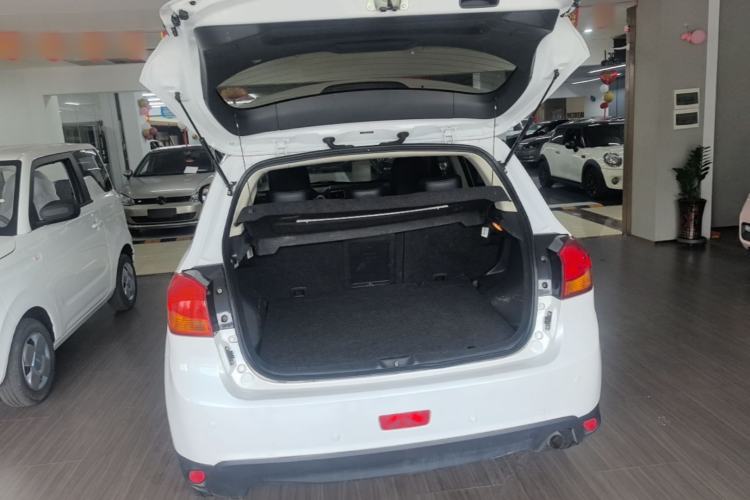Used Mitsubishi ASX 2020 2.0L CVT Smart Edition Trunk