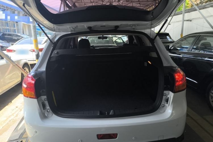 Used Mitsubishi ASX 2020 2.0L CVT Smart Edition Trunk