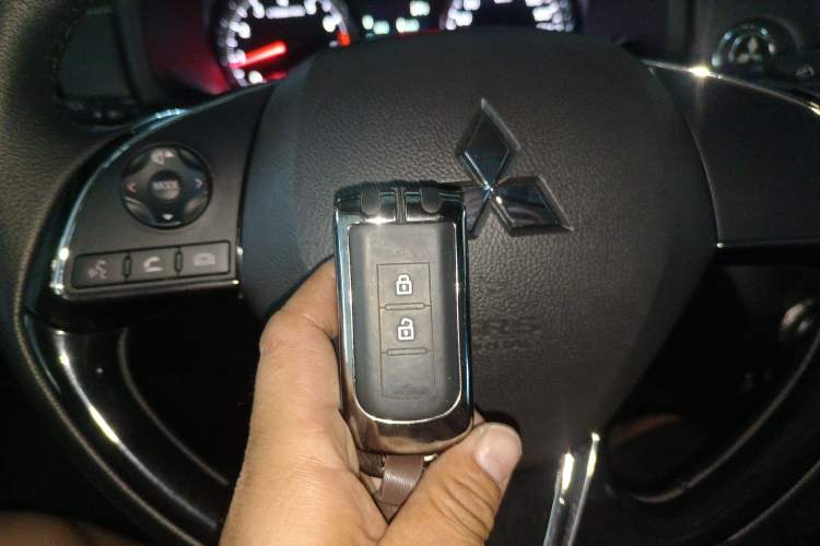 Used Mitsubishi ASX 2020 2.0L CVT Smart Edition Vehicle Key