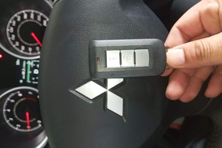 Used Mitsubishi ASX 2020 2.0L CVT Smart Edition Vehicle Key