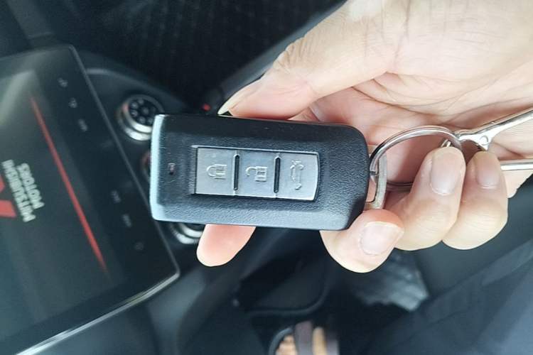 Used Mitsubishi ASX 2020 2.0L CVT Smart Edition Vehicle Key