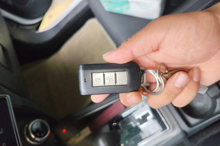 Used Mitsubishi ASX 2020 2.0L CVT Smart Edition Vehicle Key