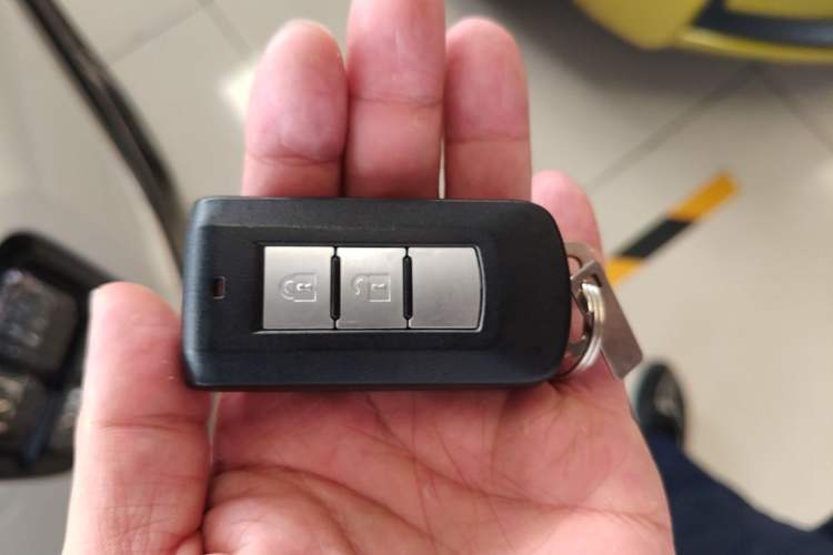 Used Mitsubishi ASX 2020 2.0L CVT Smart Edition Vehicle Key