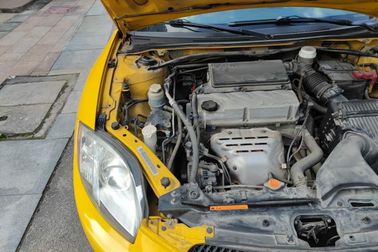 Used Mitsubishi Eclipse 2008 2.4L Xuan Dong Edition Engine Bay Right