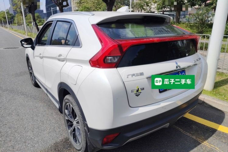 Used Mitsubishi Eclipse Cross 2019 1.5T CVT Two-Wheel Drive Dream Edition China VI Standard Exterior 3