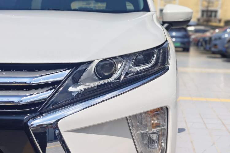 Used Mitsubishi Eclipse Cross 2019 1.5T CVT Two-Wheel Drive Dream Edition China VI Standard Exterior 6
