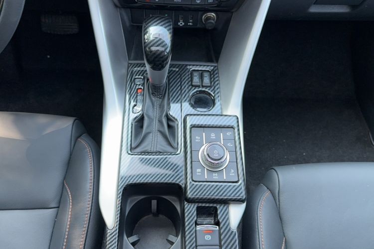 Used Mitsubishi Eclipse Cross 2019 1.5T CVT Two-Wheel Drive Dream Edition China VI Standard Gear Lever