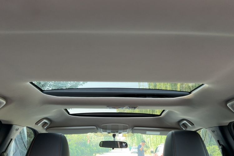 Used Mitsubishi Eclipse Cross 2019 1.5T CVT Two-Wheel Drive Dream Edition China VI Standard Headliner