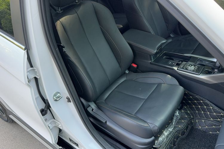 Used Mitsubishi Eclipse Cross 2019 1.5T CVT Two-Wheel Drive Dream Edition China VI Standard Right Front Seat