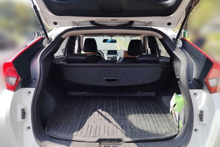 Used Mitsubishi Eclipse Cross 2019 1.5T CVT Two-Wheel Drive Dream Edition China VI Standard Trunk