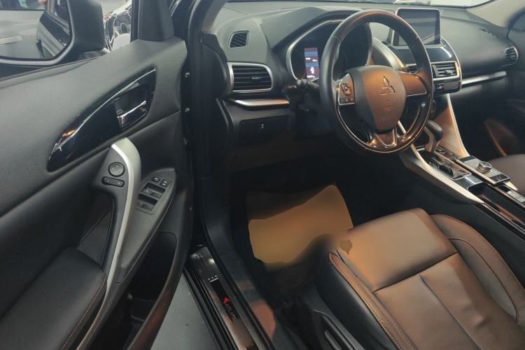 Used Mitsubishi Eclipse Cross 2018 1.5T CVT Two-Wheel Drive Dream Edition Driver Seat