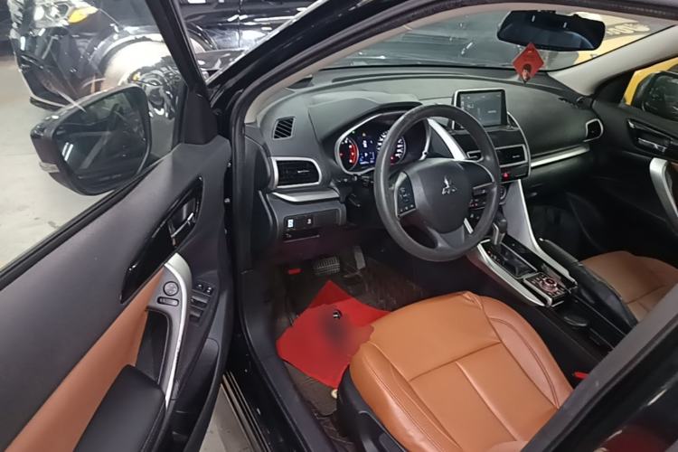 Used Mitsubishi Eclipse Cross 2018 1.5T CVT Two-Wheel Drive Dream Edition Driver Seat