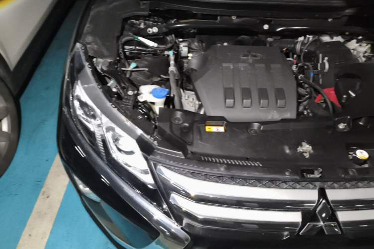 Used Mitsubishi Eclipse Cross 2018 1.5T CVT Two-Wheel Drive Dream Edition Engine Bay Right