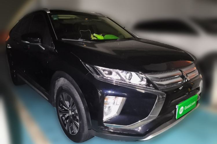 Used Mitsubishi Eclipse Cross 2018 1.5T CVT Two-Wheel Drive Dream Edition Front Right 45 Deg