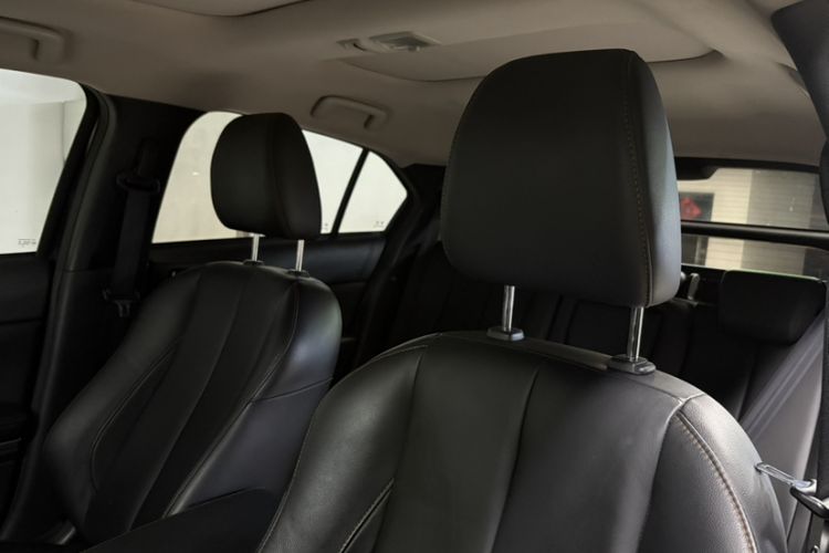 Used Mitsubishi Eclipse Cross 2018 1.5T CVT Two-Wheel Drive Belief Edition Headliner