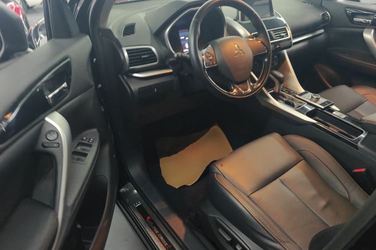 Used Mitsubishi Eclipse Cross 2018 1.5T CVT Two-Wheel Drive Dream Edition Left Front Seat