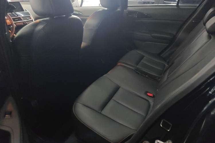 Used Mitsubishi Eclipse Cross 2018 1.5T CVT Two-Wheel Drive Dream Edition Left Rear Seat
