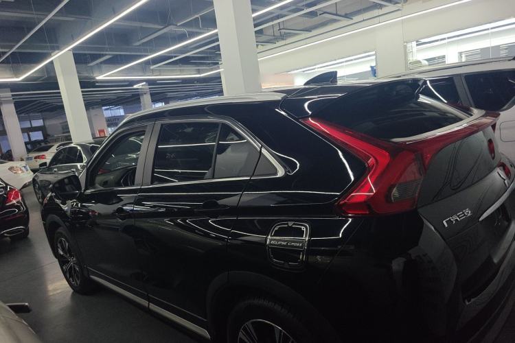 Used Mitsubishi Eclipse Cross 2018 1.5T CVT Two-Wheel Drive Dream Edition Left Side