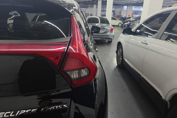 Used Mitsubishi Eclipse Cross 2018 1.5T CVT Two-Wheel Drive Dream Edition Right Rear Taillight